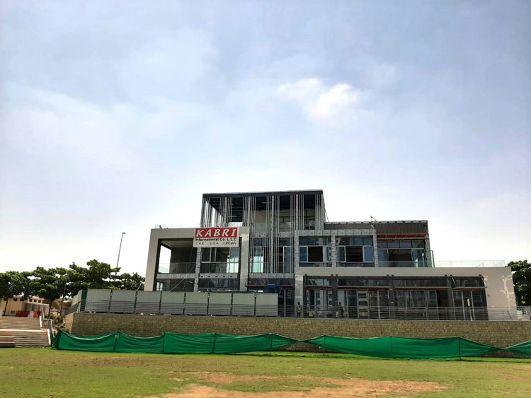 Central Park F B Outlet